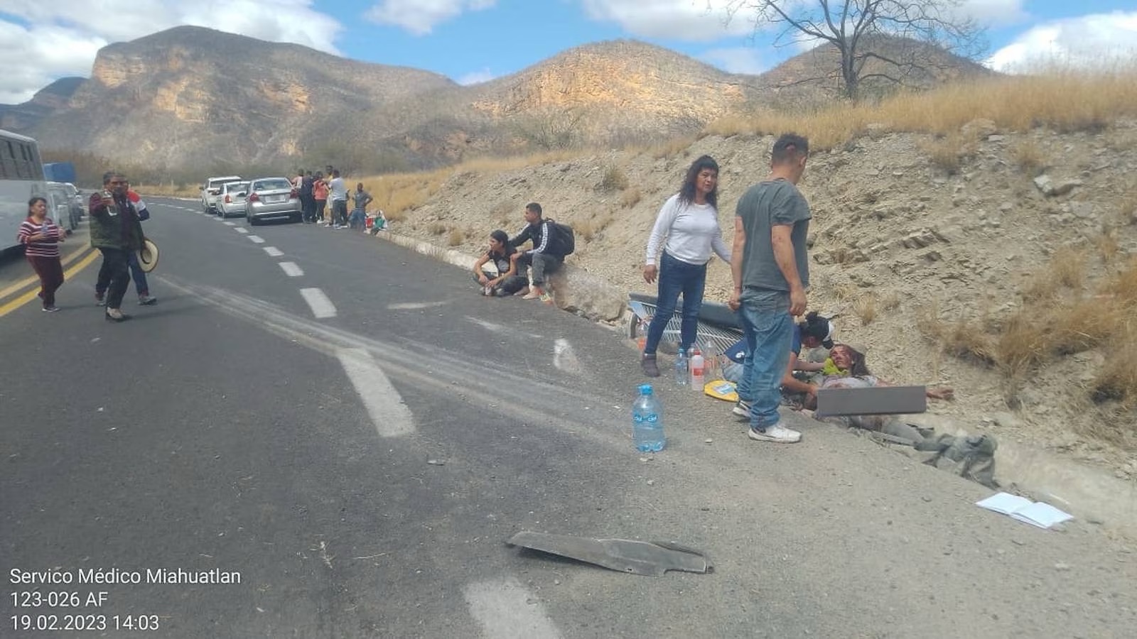 Al Menos Migrantes Muertos Incluido Un Colombiano Deja Accidente En La Carretera Entre